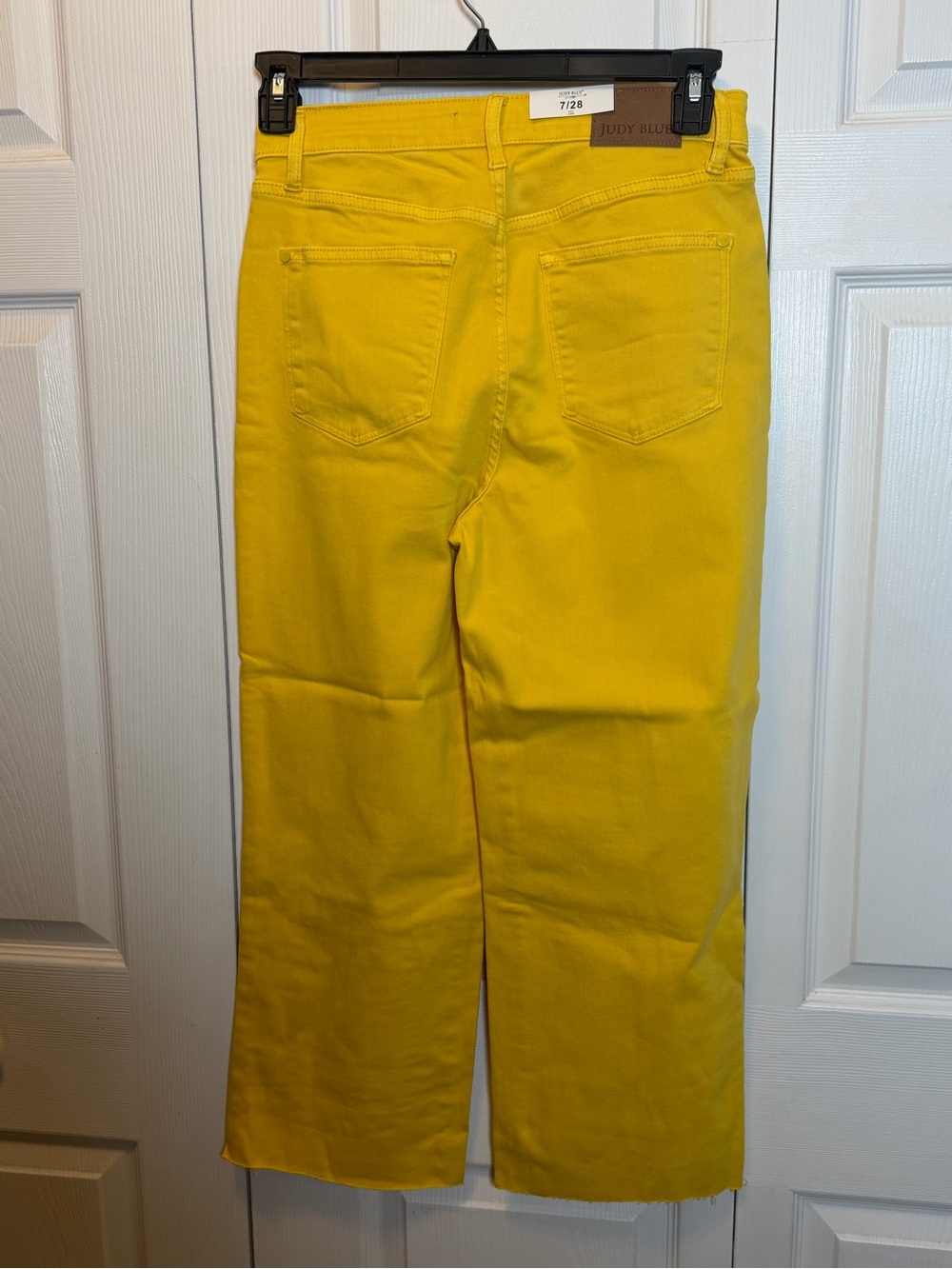 Judy Blue Yellow High Rise Braided Waist Wide Leg Crop Jeans Sz 7/28 NWT - Picture 4 of 8